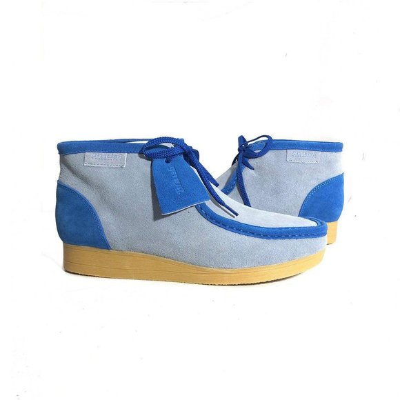 British Walkers New Castle Suede Men's Wallabee Style Boots Powder/Sky Blue - Picture 1 of 7